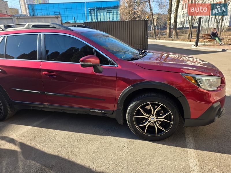 Універсал Subaru Outback 2018 в Києві