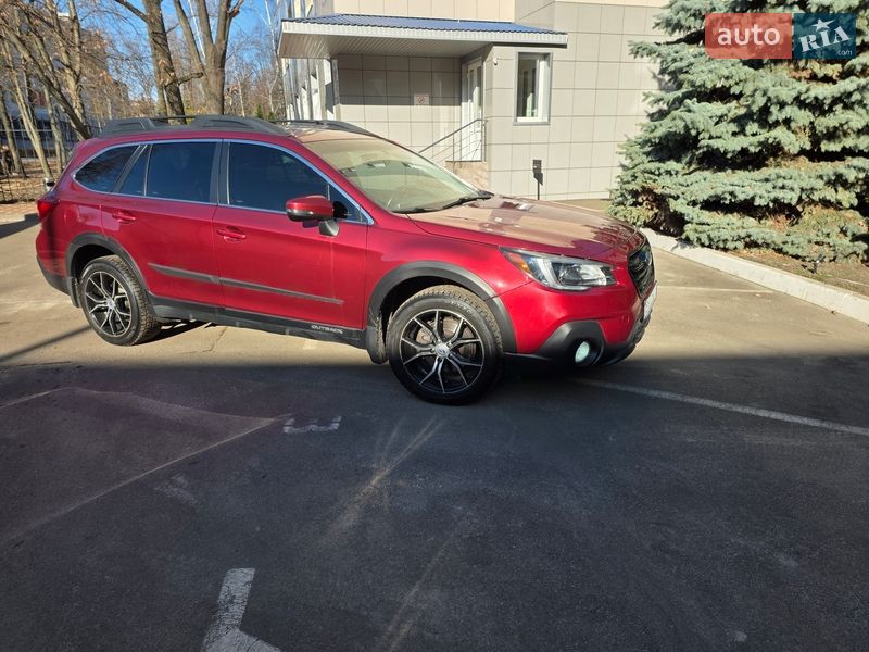 Універсал Subaru Outback 2018 в Києві