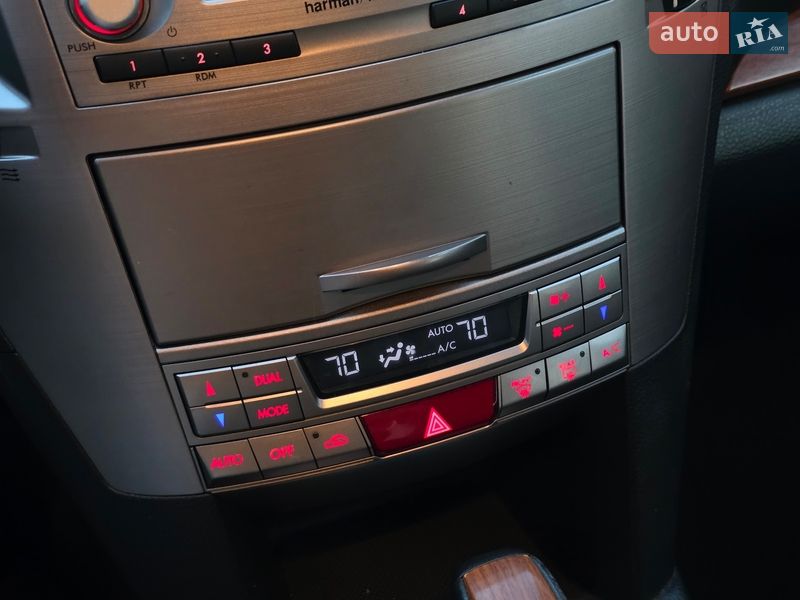 Універсал Subaru Outback 2012 в Тернополі