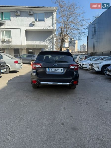 Универсал Subaru Outback 2018 в Киеве