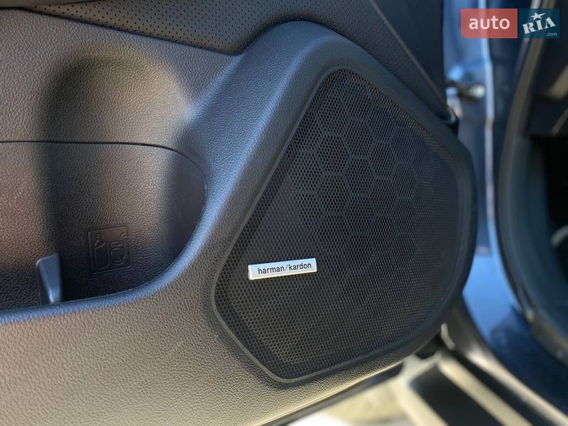 Универсал Subaru Outback 2017 в Киеве фото 24 Универсал Subaru Outback 2017 в Киеве