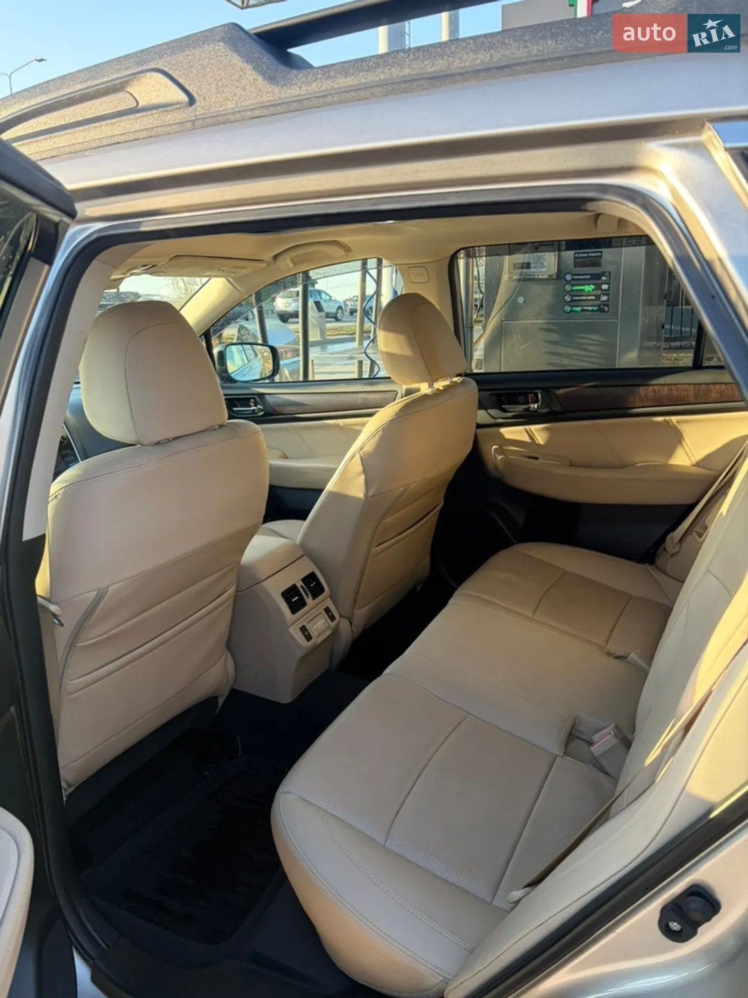 2018 Subaru Outback - мініатюра 9
