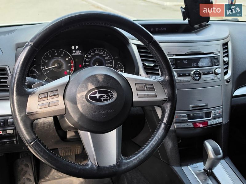 Универсал Subaru Outback 2010 в Днепре