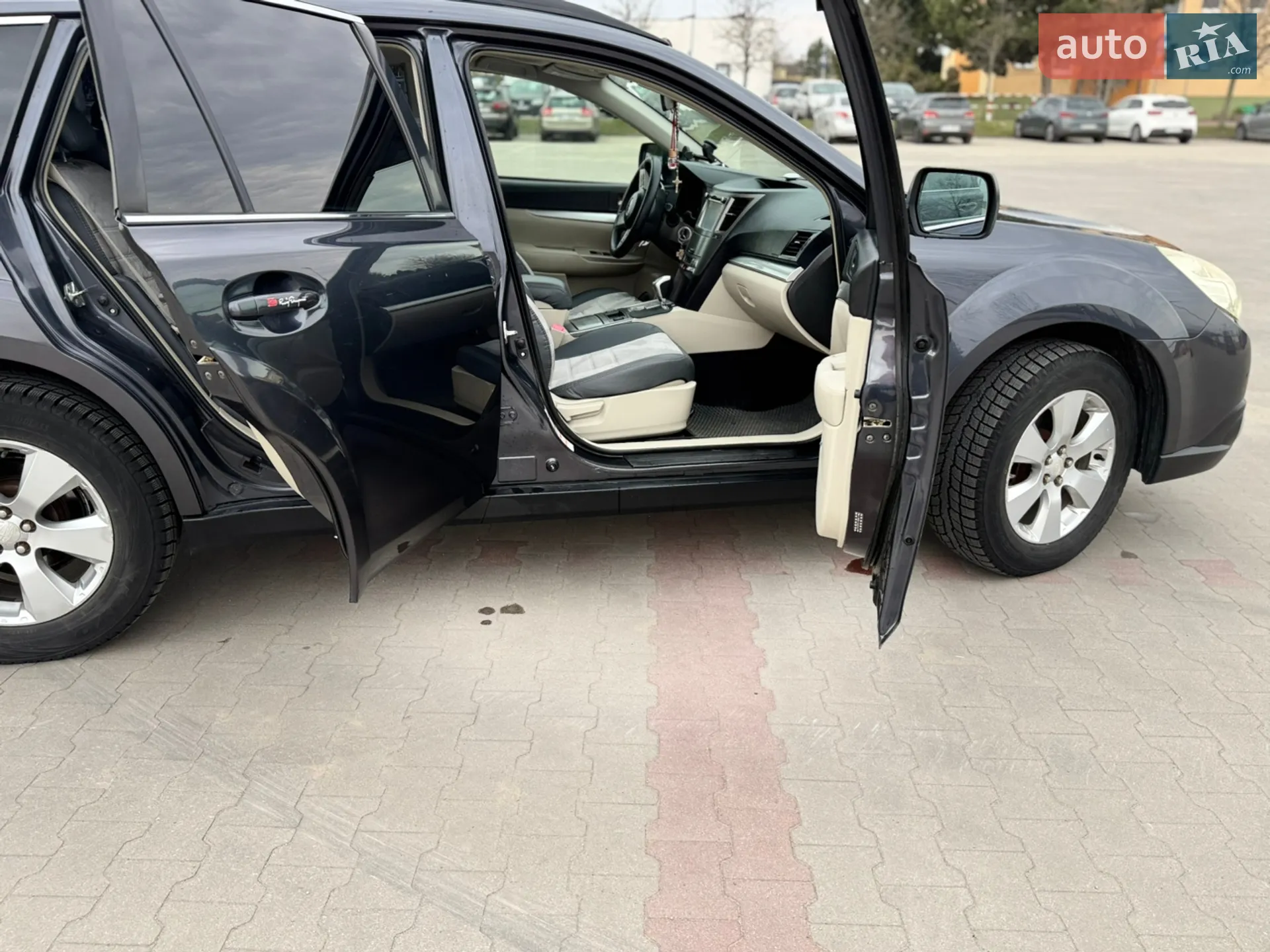 2010 Subaru Outback - мініатюра 34