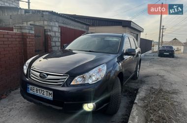 Універсал Subaru Outback 2010 в Дніпрі