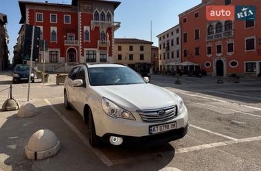 Універсал Subaru Outback 2010 в Івано-Франківську