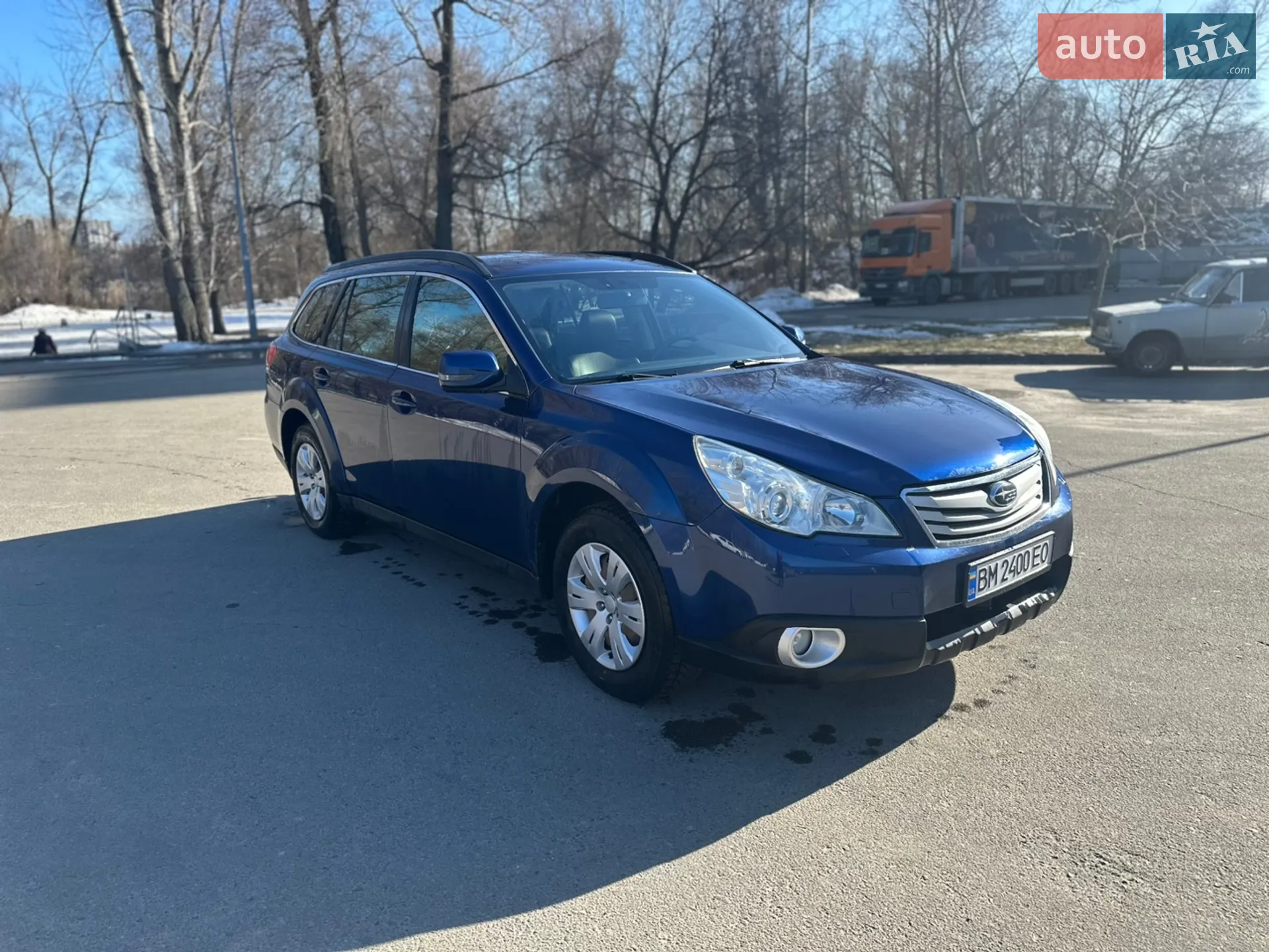 2011 Subaru Outback - мініатюра 2