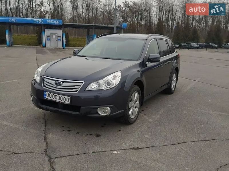 Subaru Outback 2011