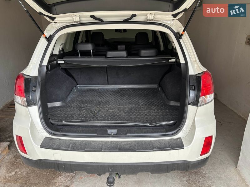 Универсал Subaru Outback 2014 в Броварах