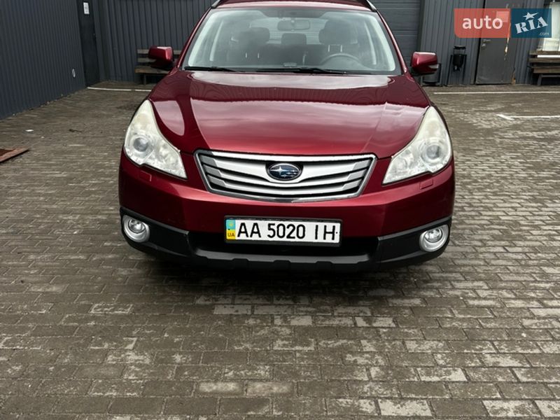 Універсал Subaru Outback 2010 в Києві