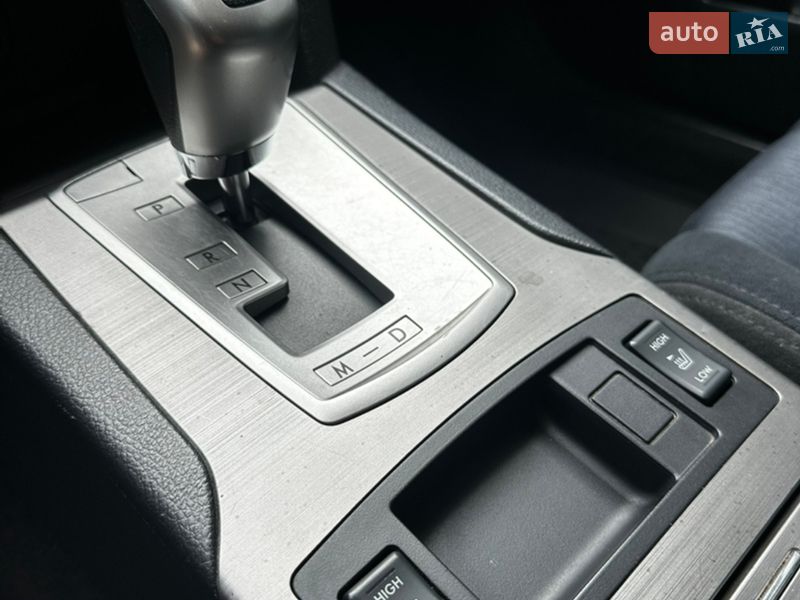 Універсал Subaru Outback 2010 в Києві