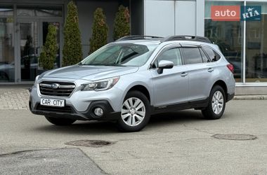 Универсал Subaru Outback 2017 в Киеве