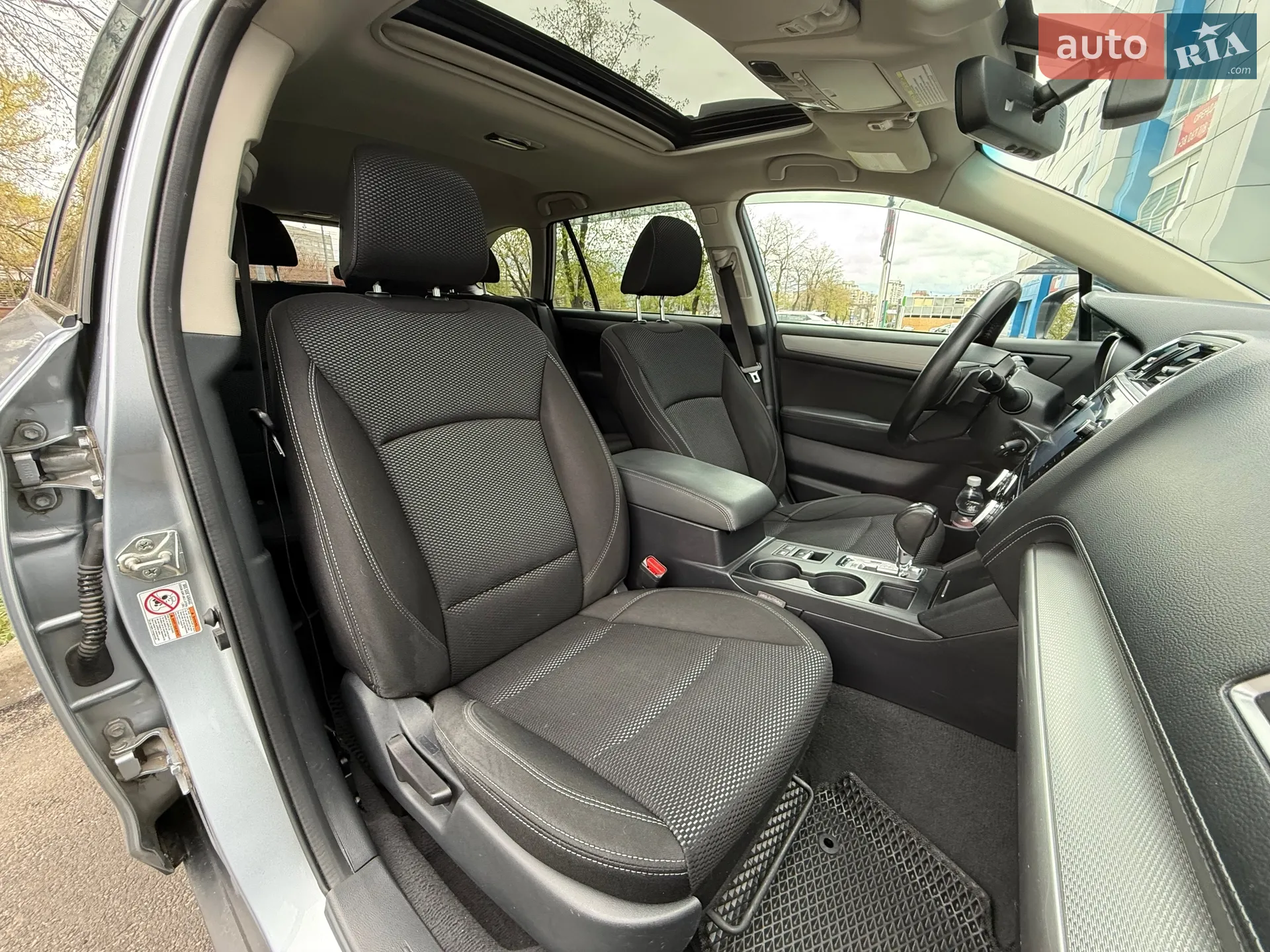 2017 Subaru Outback - мініатюра 14
