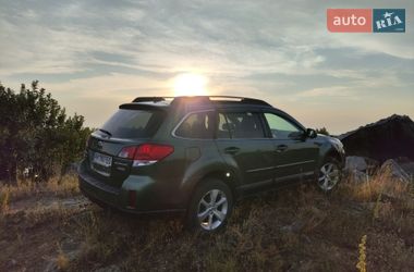 Универсал Subaru Outback 2012 в Черняхове
