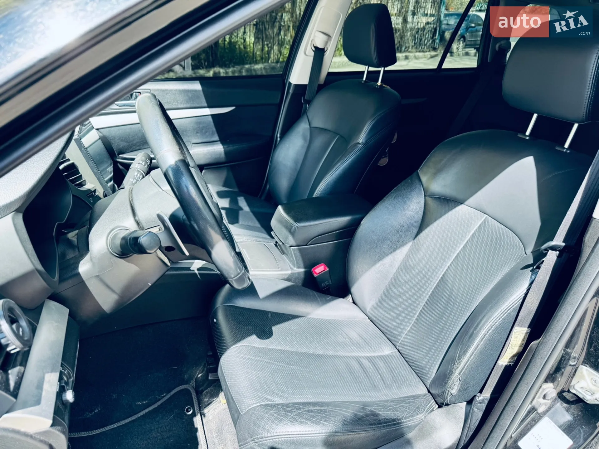 2010 Subaru Outback - мініатюра 29