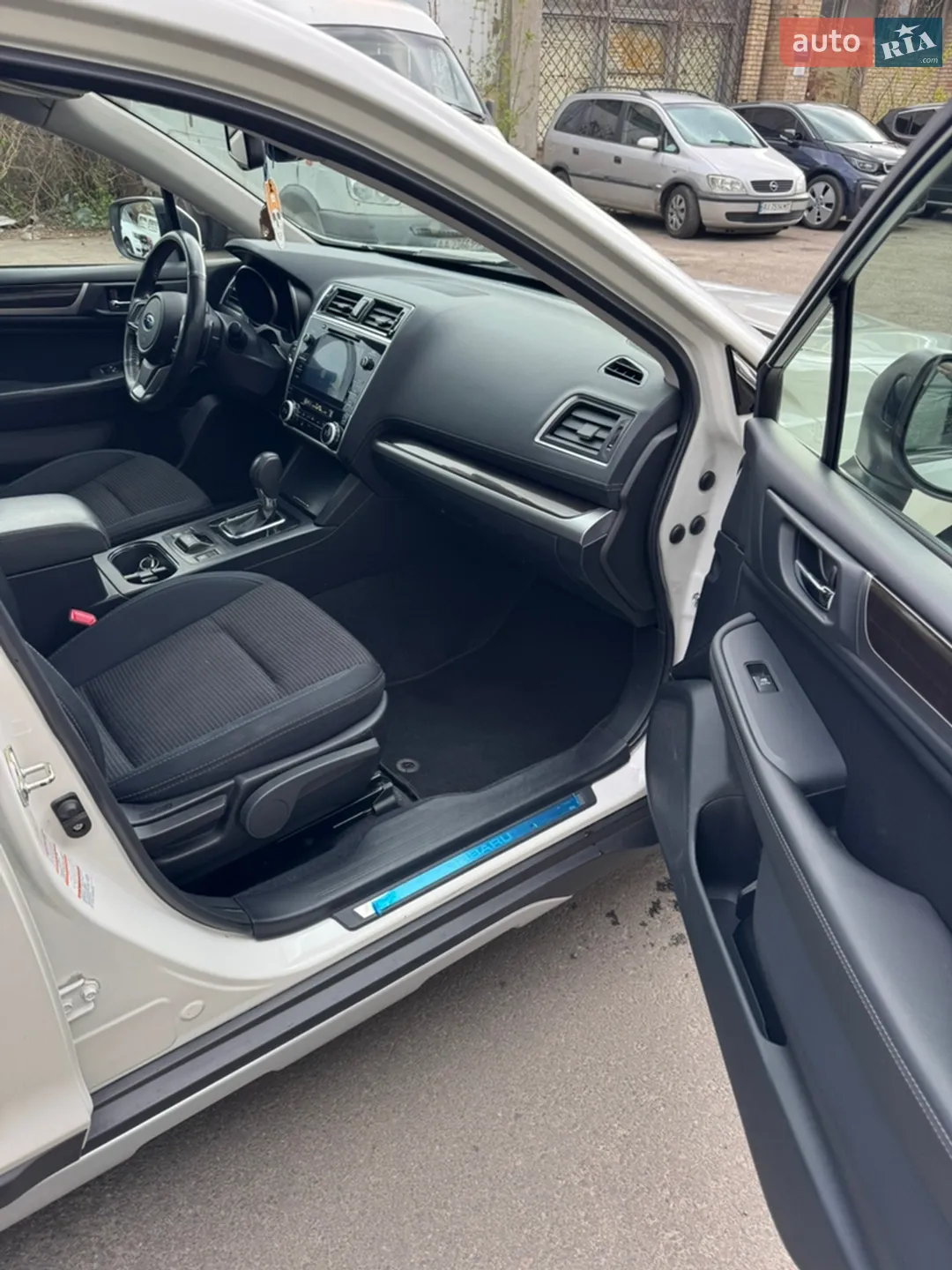 2018 Subaru Outback - мініатюра 13