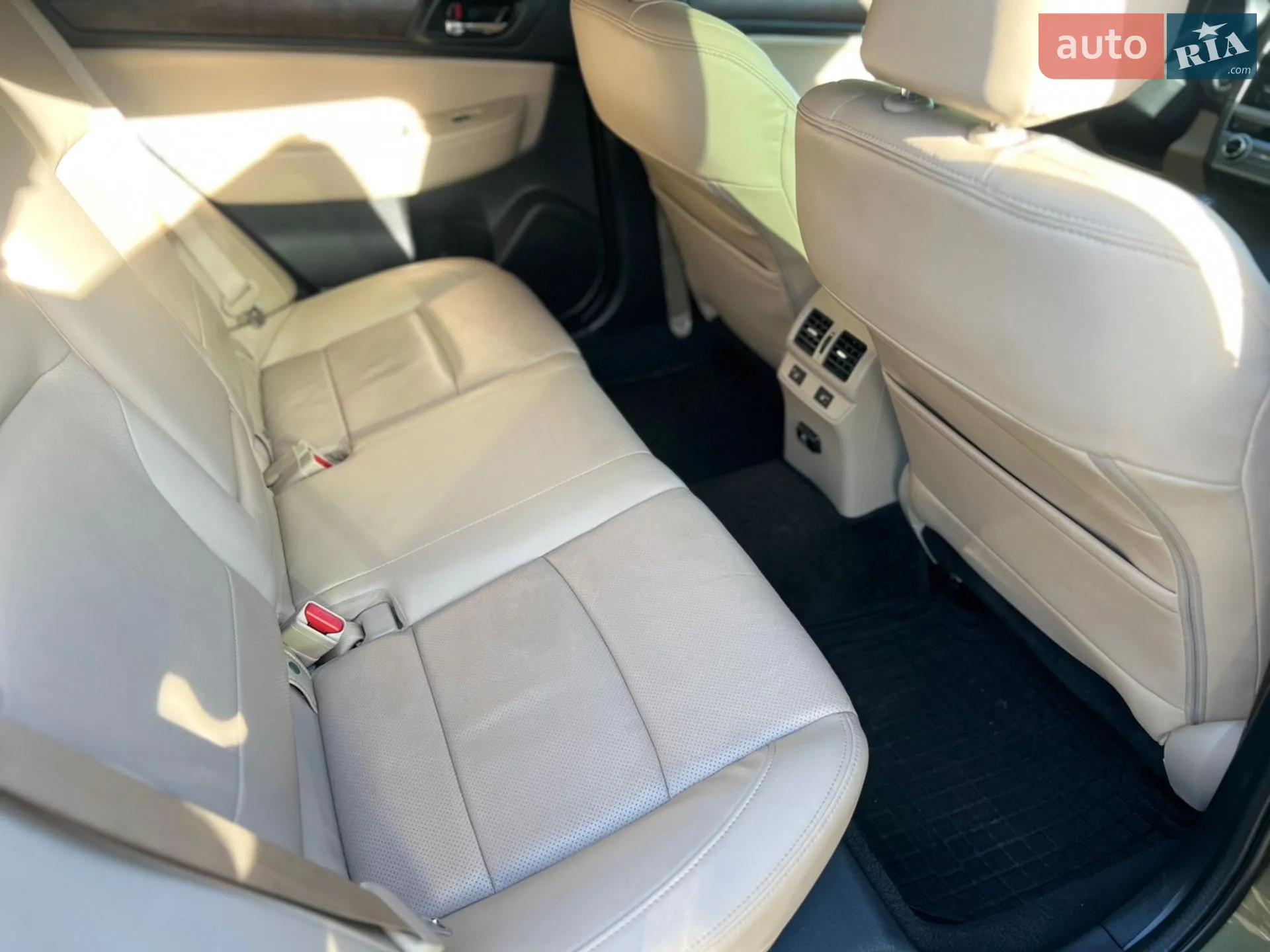 2016 Subaru Outback - мініатюра 26