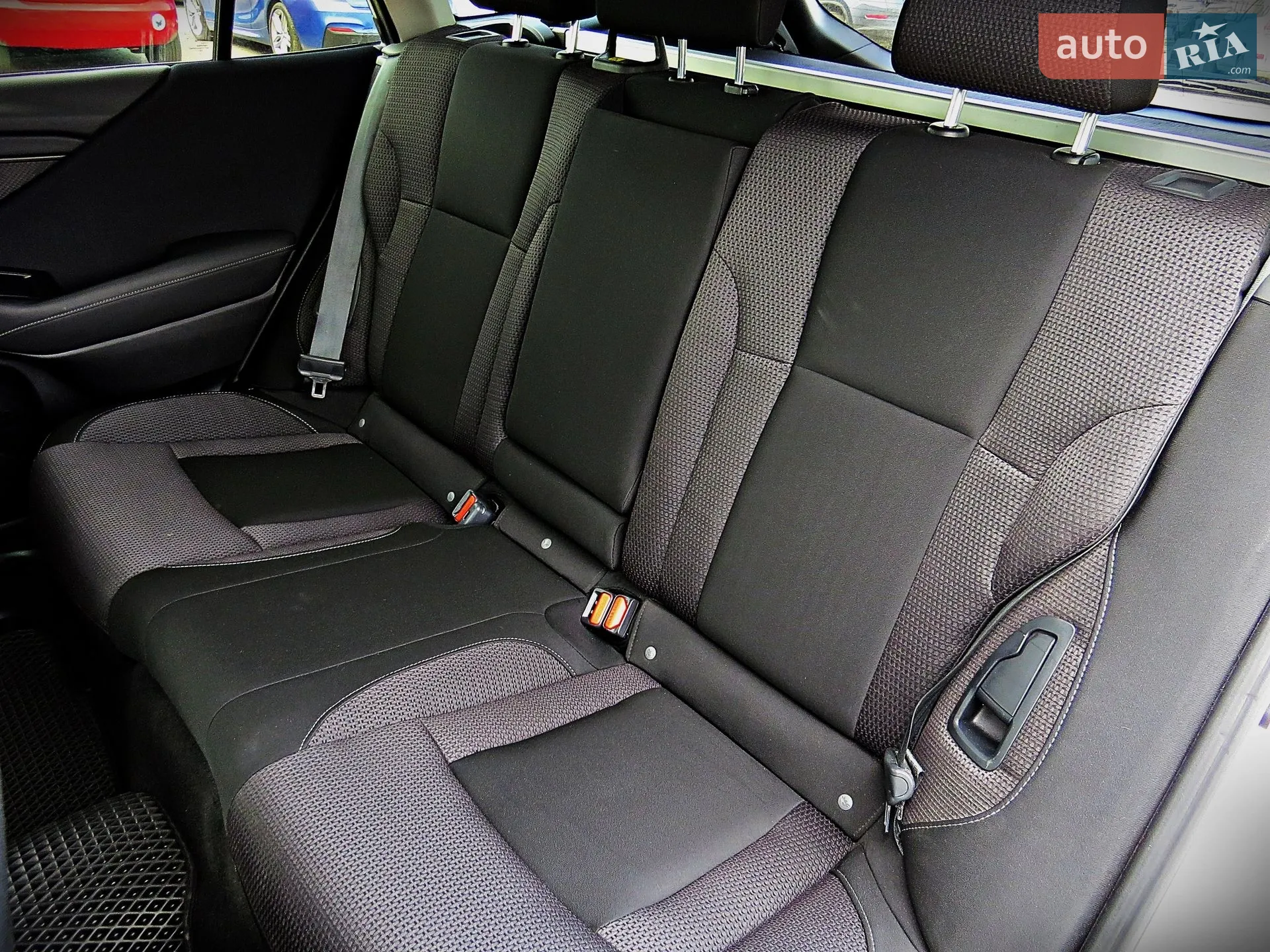 2019 Subaru Outback - мініатюра 18