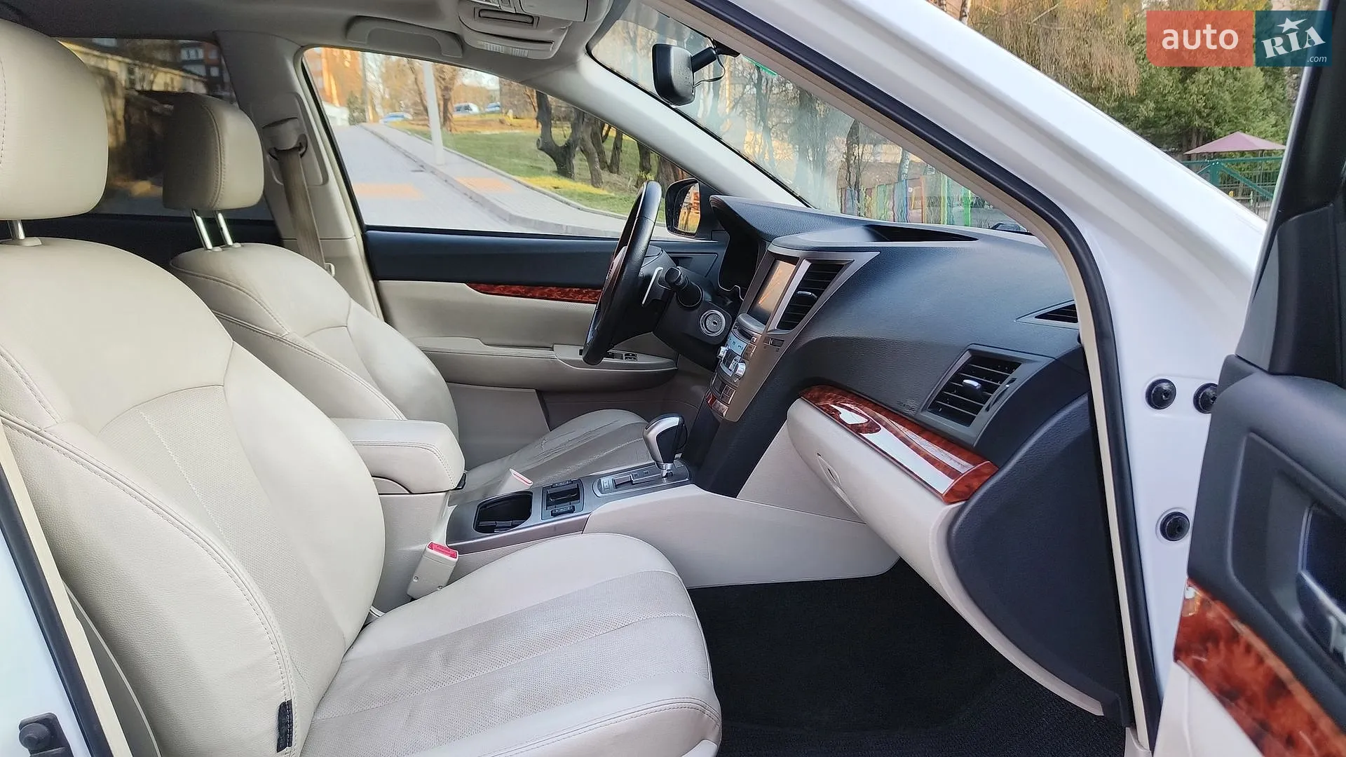 2012 Subaru Outback - мініатюра 11