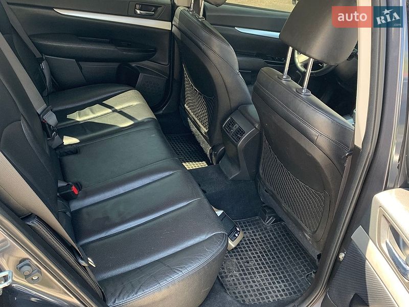 Универсал Subaru Outback 2011 в Днепре