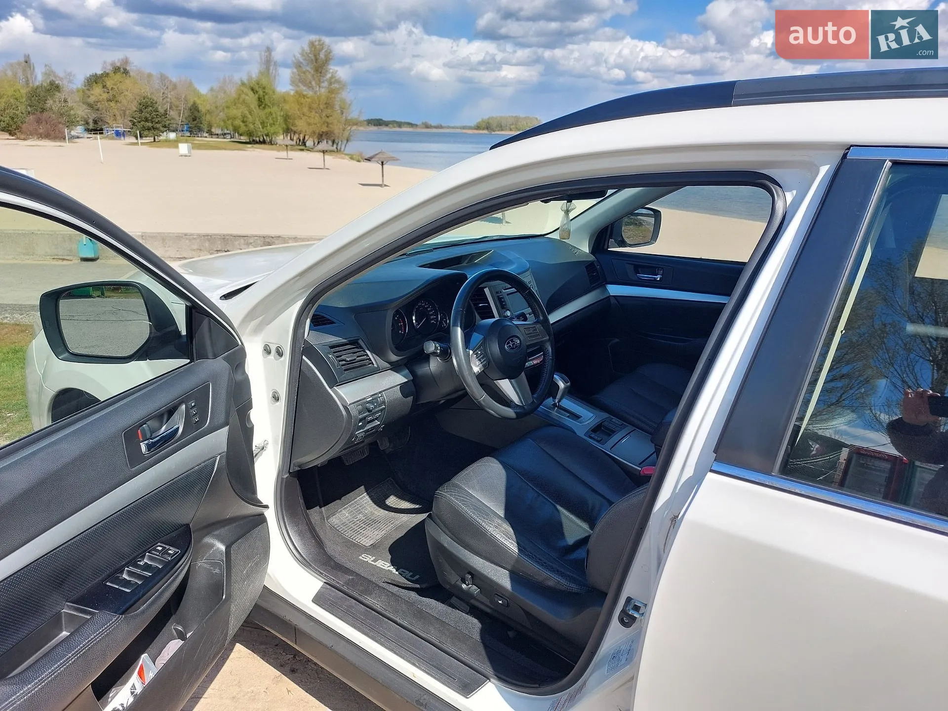 2012 Subaru Outback - мініатюра 21