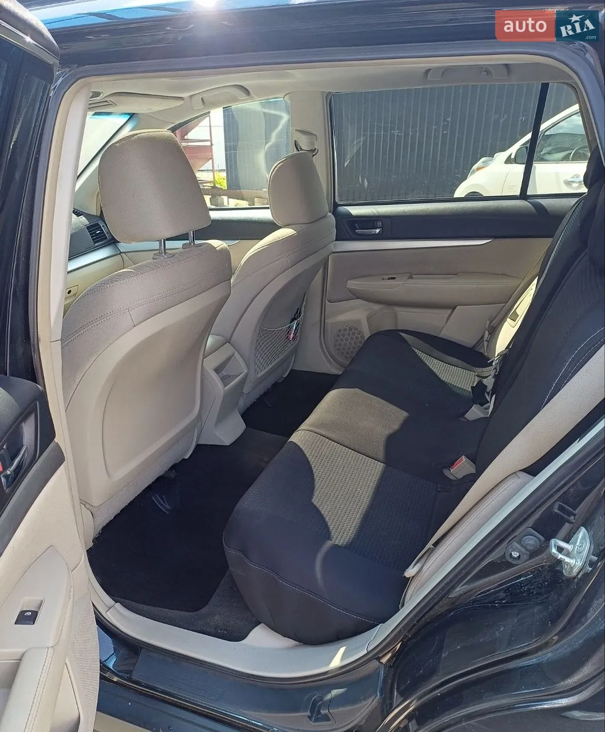 2012 Subaru Outback - мініатюра 4