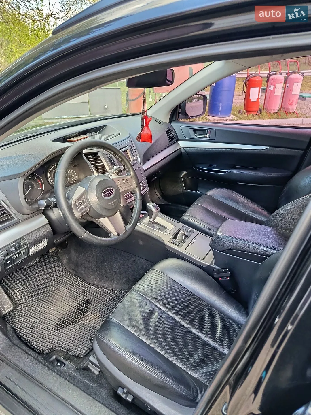 2011 Subaru Outback - мініатюра 15