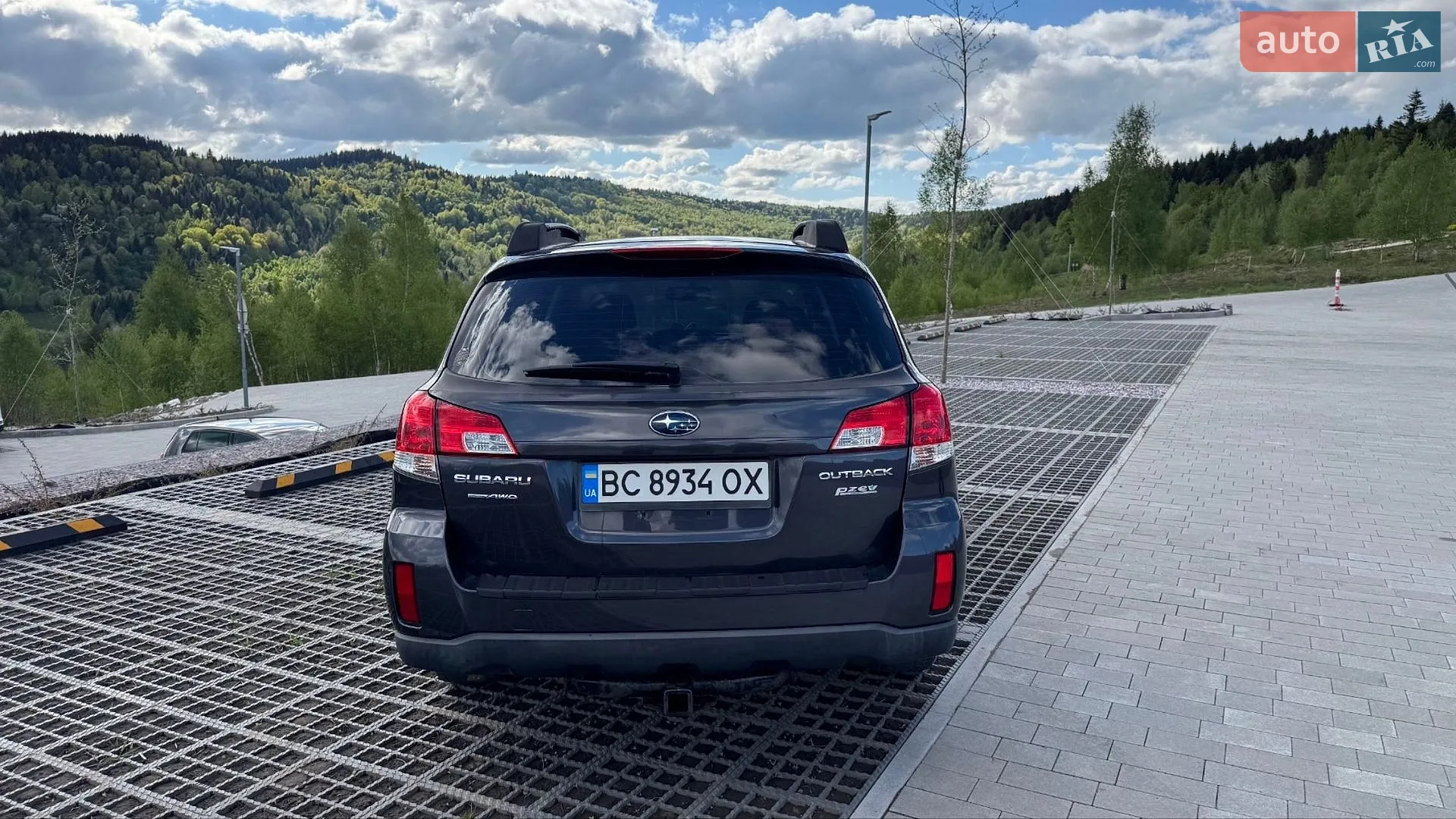 2011 Subaru Outback - мініатюра 3