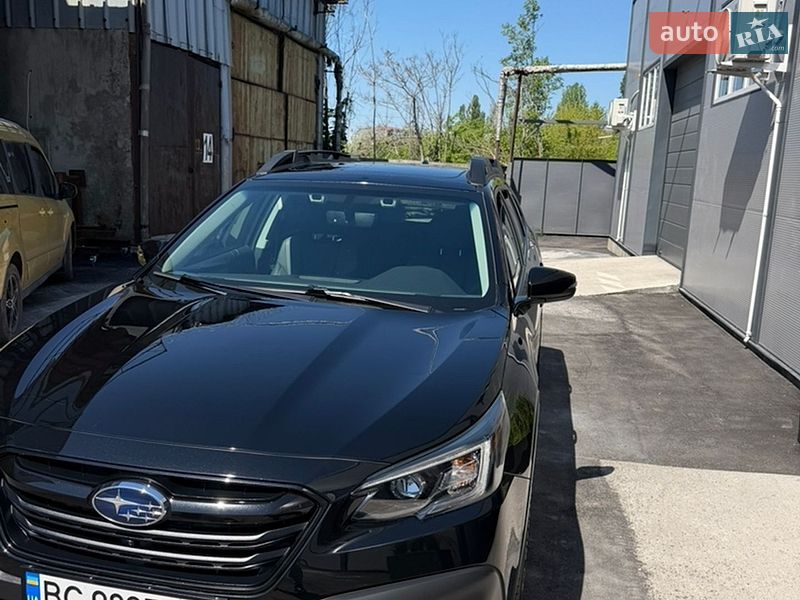 Внедорожник / Кроссовер Subaru Outback 2022 в Львове