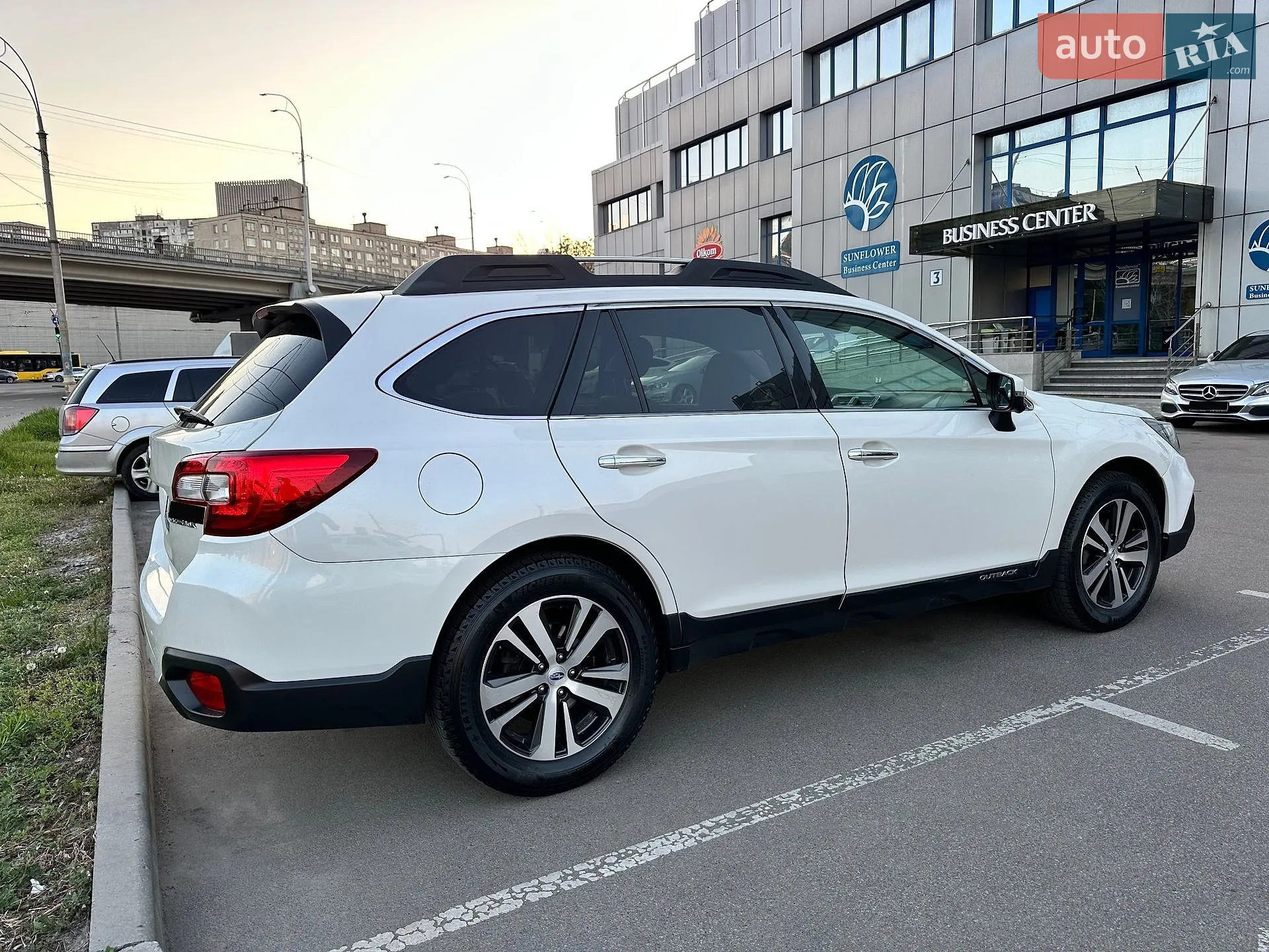 2018 Subaru Outback - мініатюра 5