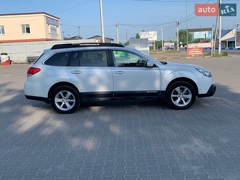 Універсал Subaru Outback 2013 в Києві