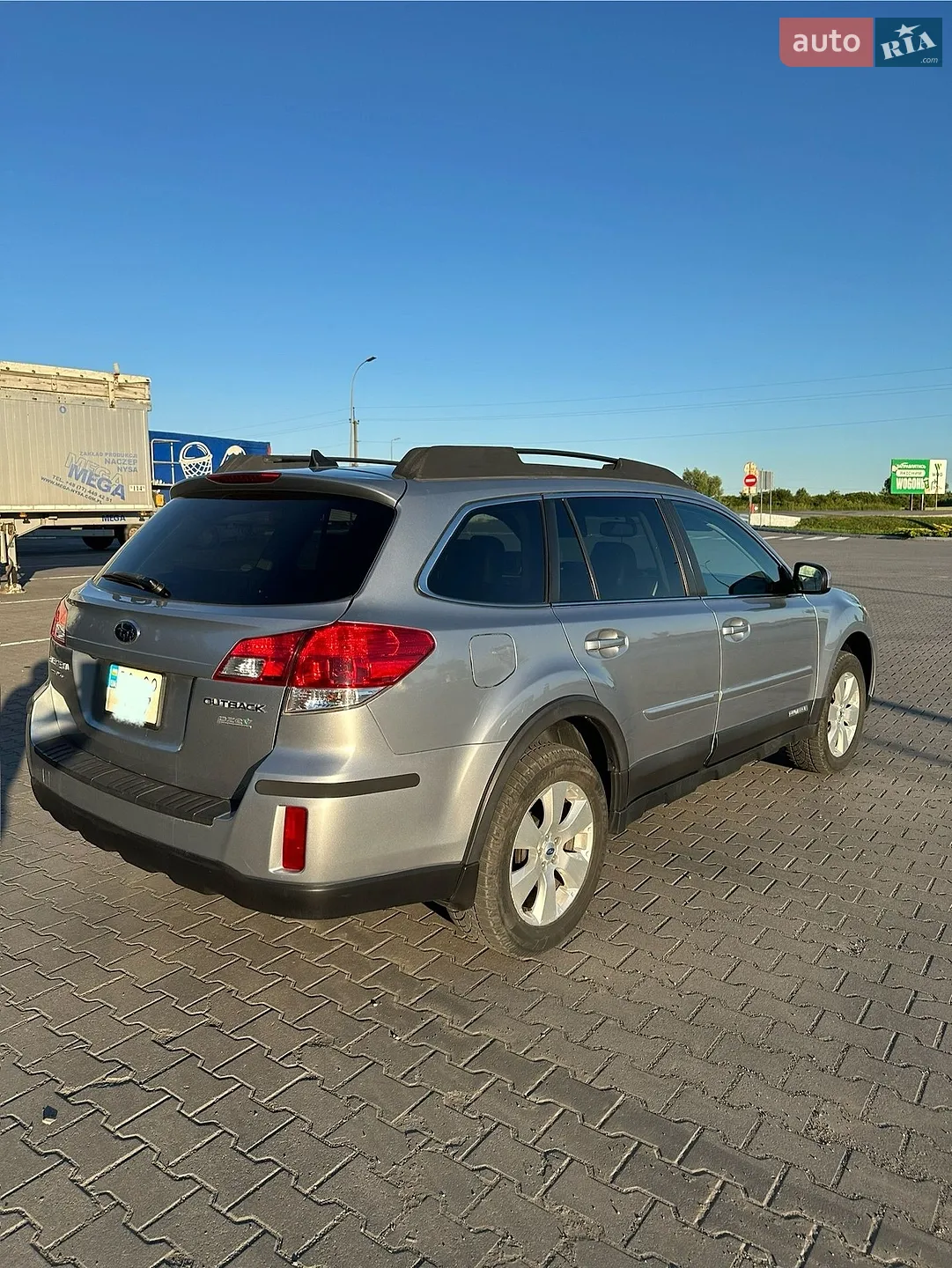 Subaru Outback 2011 VIN 4S4BRBKC0C3240021 фото оголошення 10 з 16