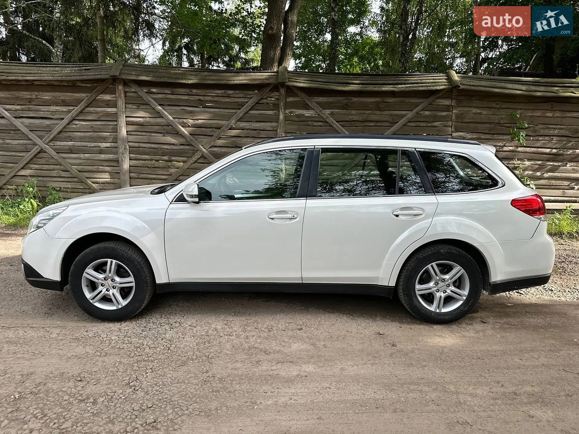 2011 Subaru Outback - мініатюра 10