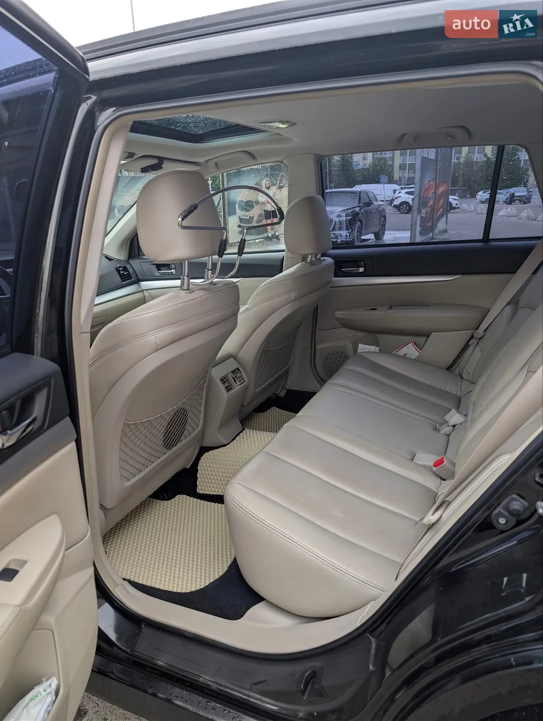 2010 Subaru Outback - мініатюра 36