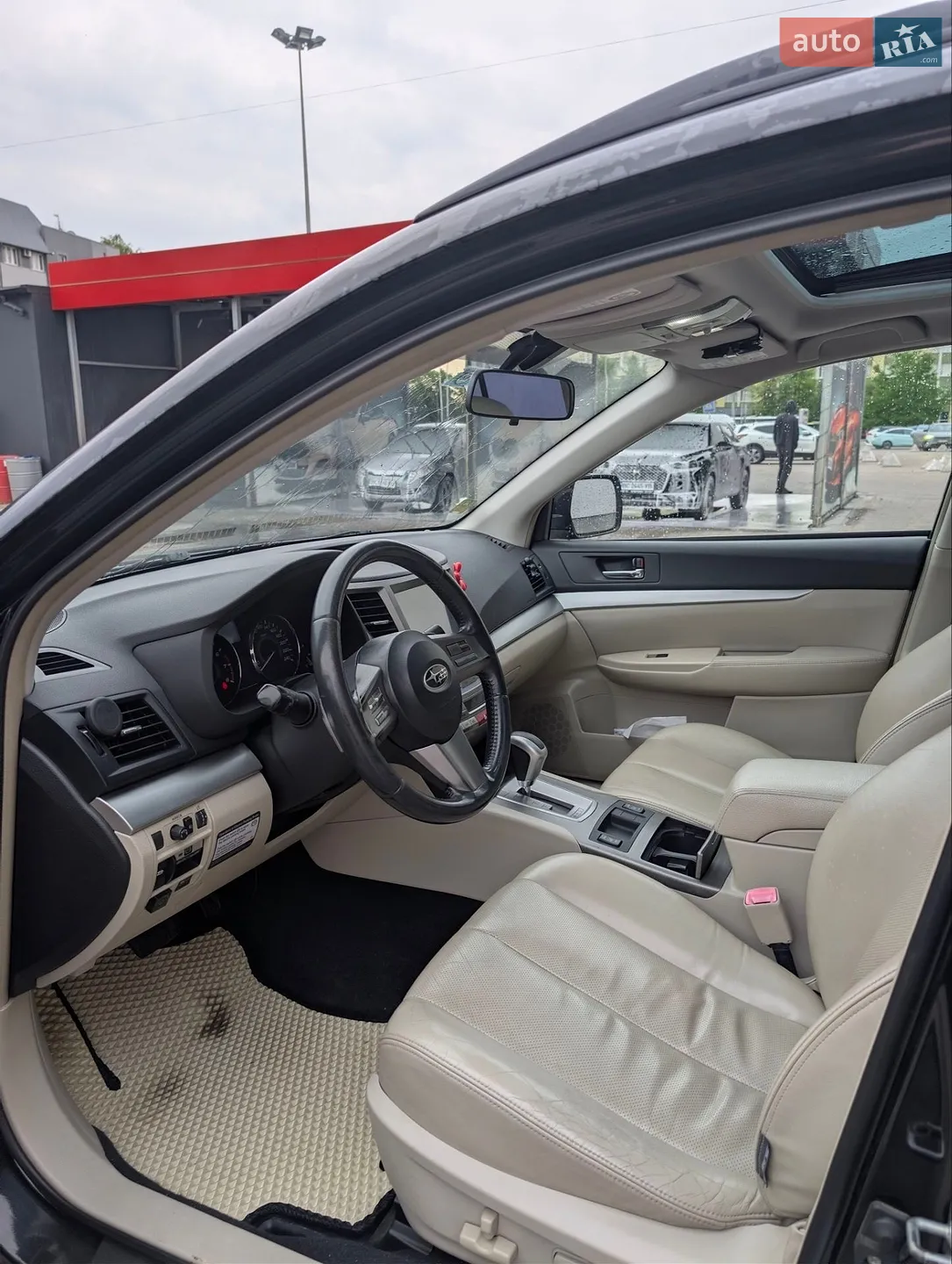 2010 Subaru Outback - мініатюра 28