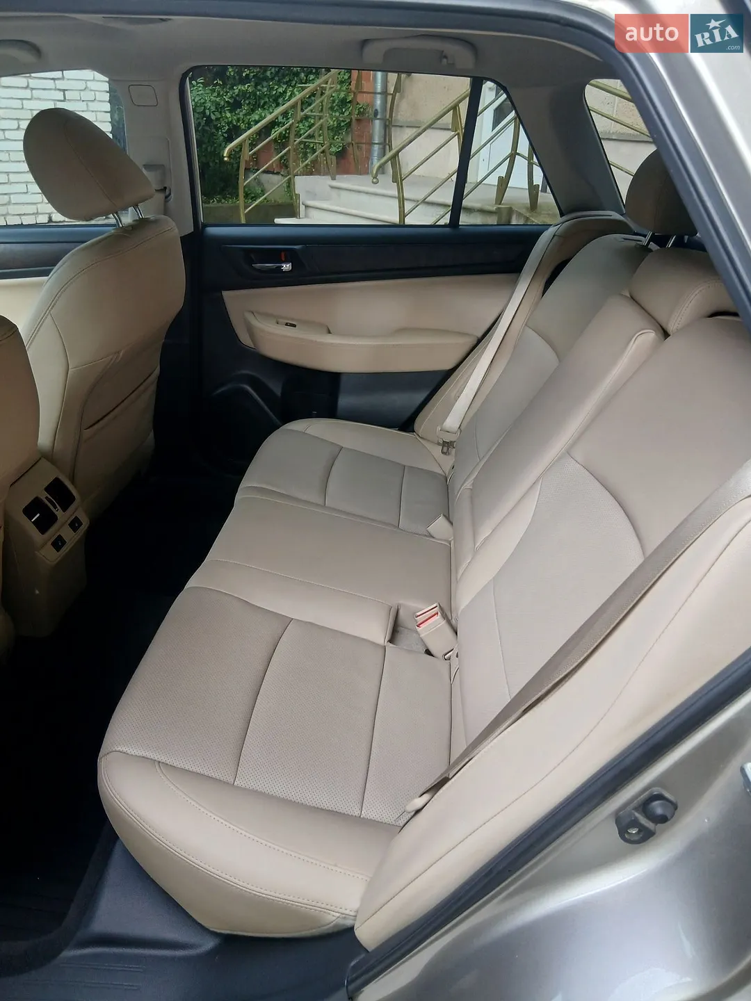 2015 Subaru Outback - мініатюра 18