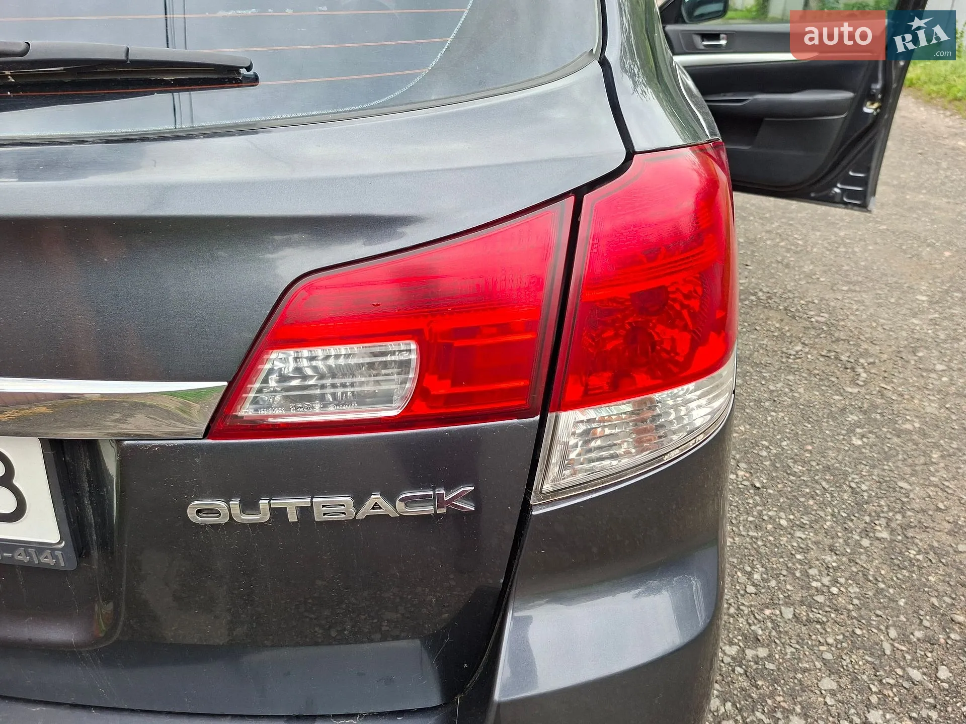 2010 Subaru Outback - мініатюра 12