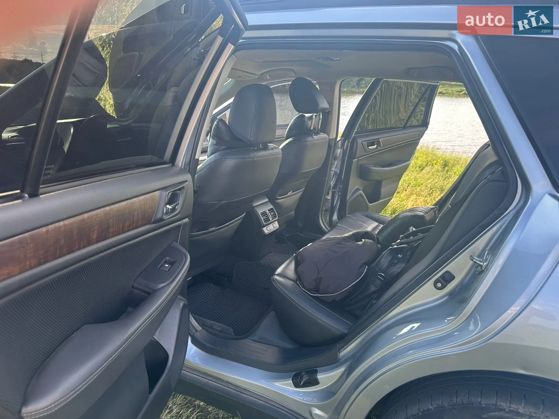 2015 Subaru Outback - мініатюра 9