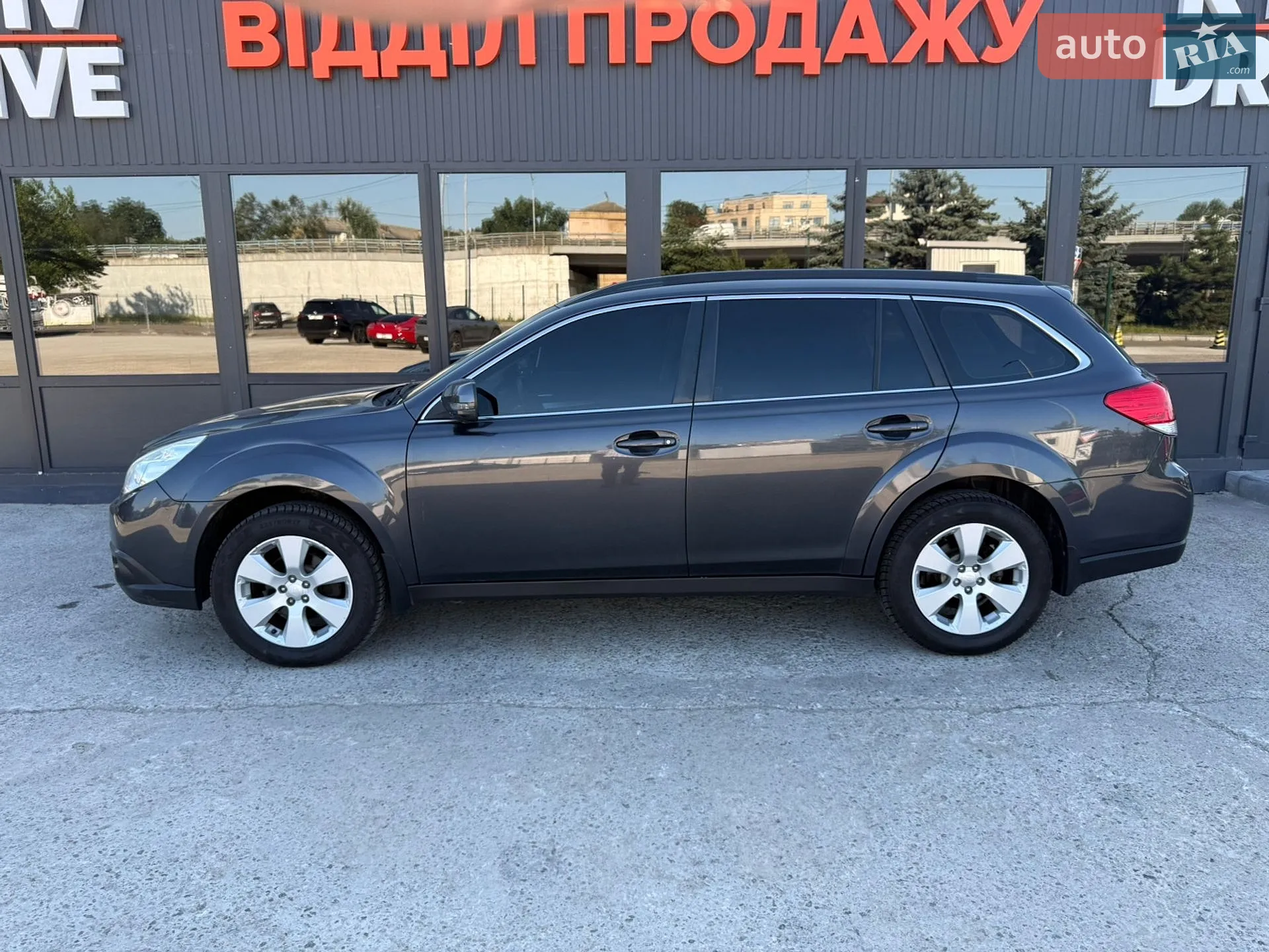 2011 Subaru Outback - мініатюра 10