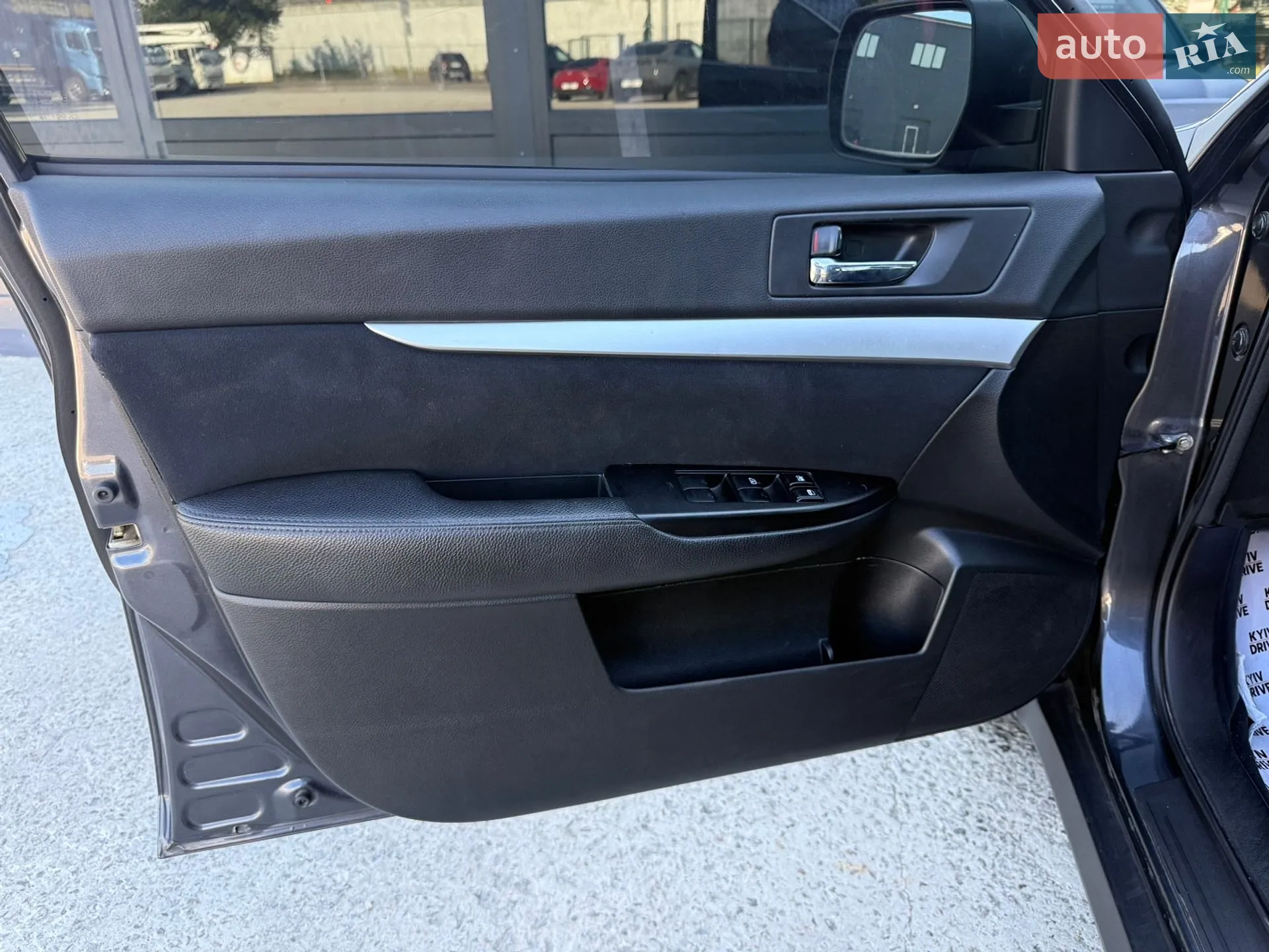 2011 Subaru Outback - мініатюра 18