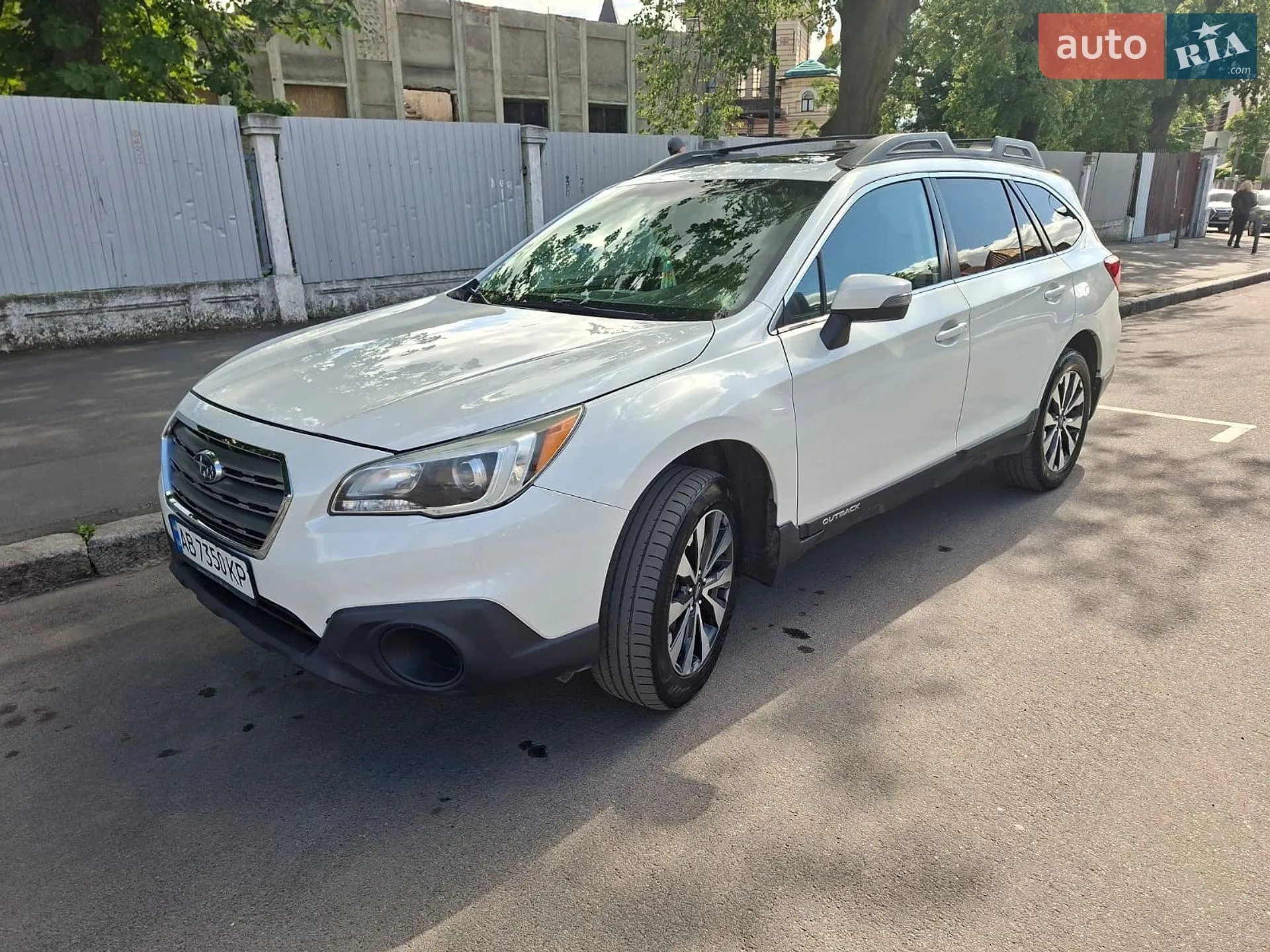 2016 Subaru Outback - мініатюра 2