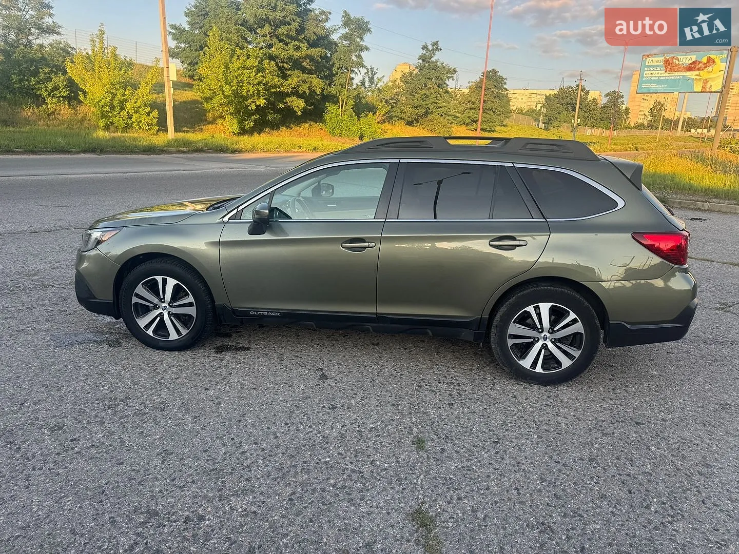 2017 Subaru Outback - мініатюра 13