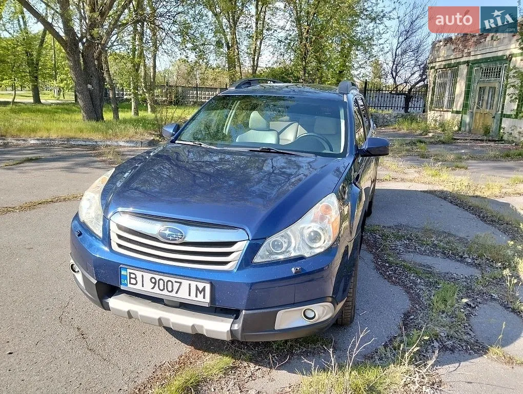 2011 Subaru Outback - мініатюра 16