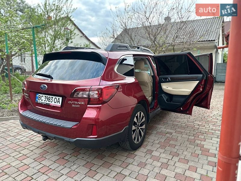 Универсал Subaru Outback 2014 в Городке