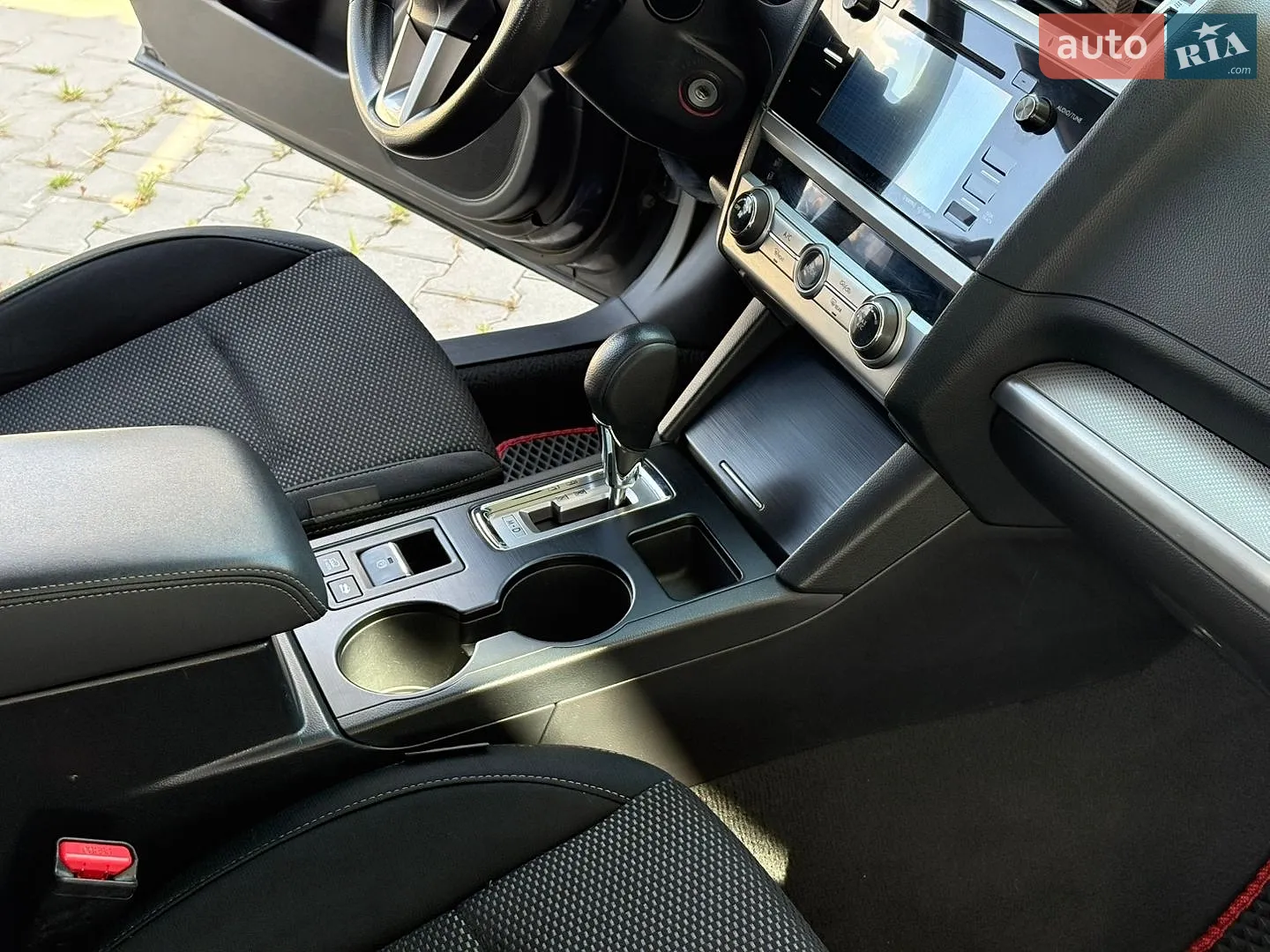 2016 Subaru Outback - мініатюра 25
