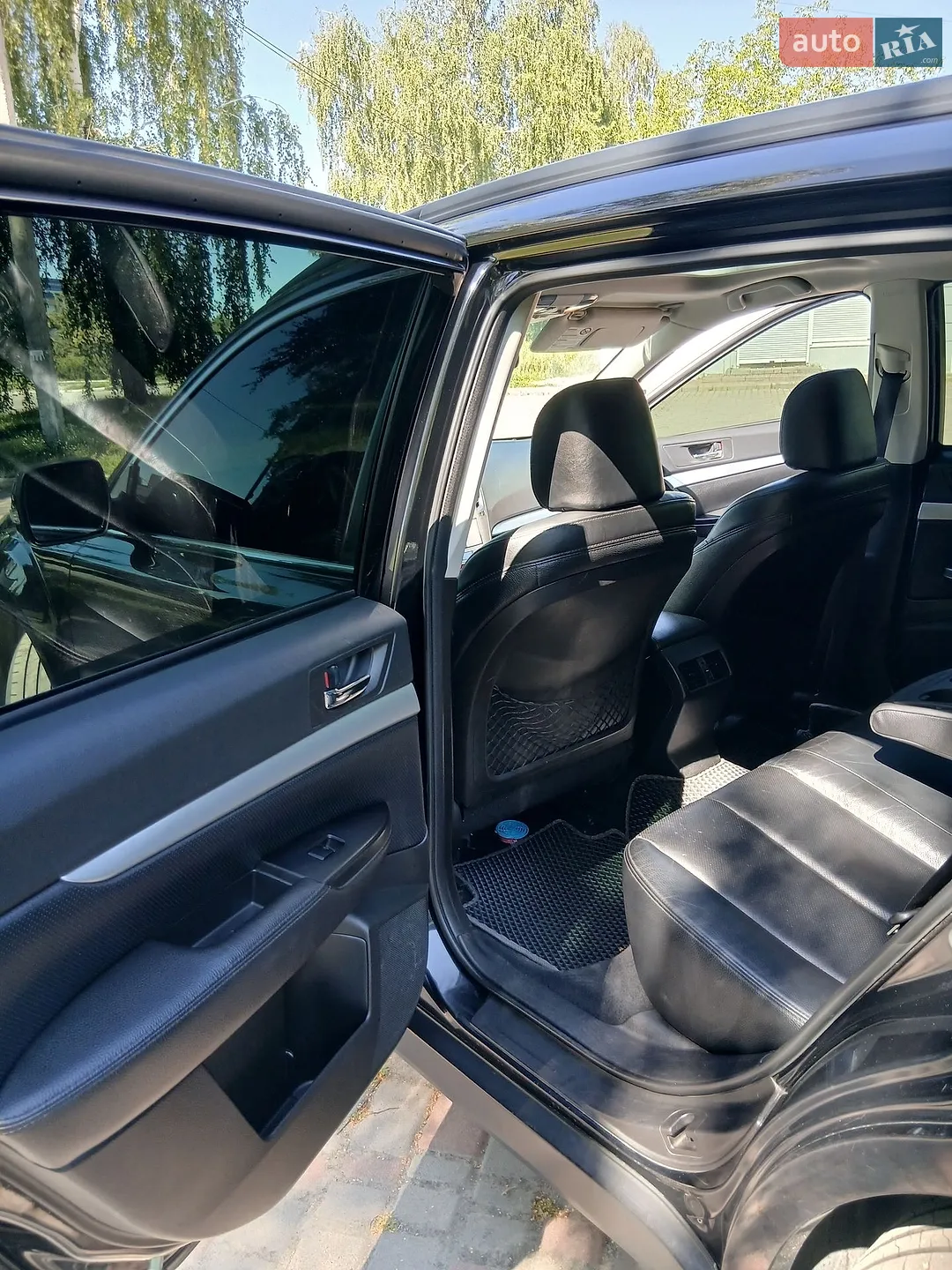 2010 Subaru Outback - мініатюра 17