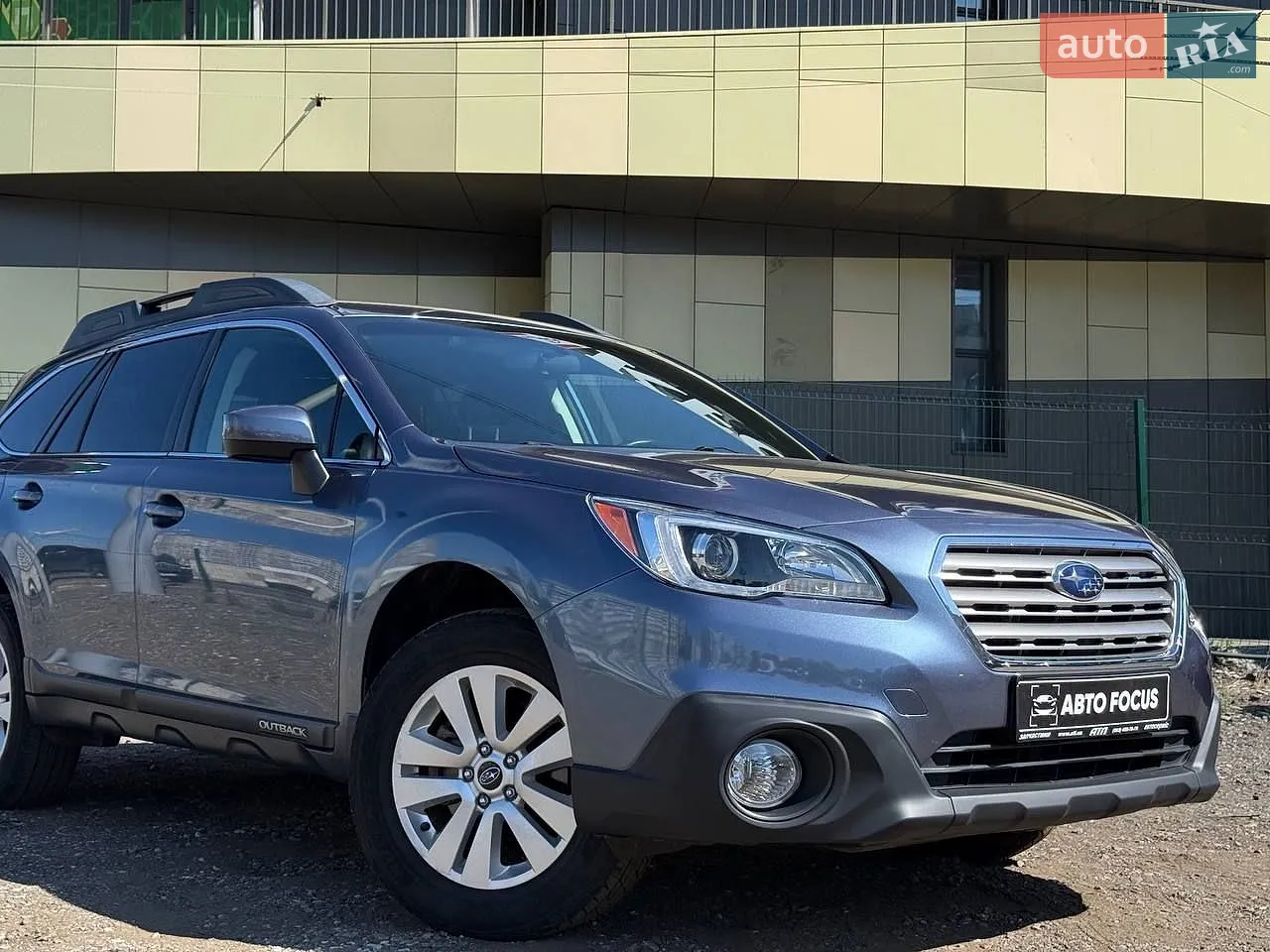 2017 Subaru Outback - мініатюра 2