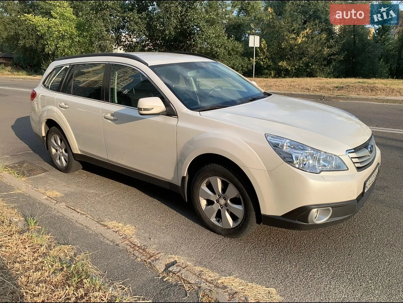 2011 Subaru Outback - фото 1