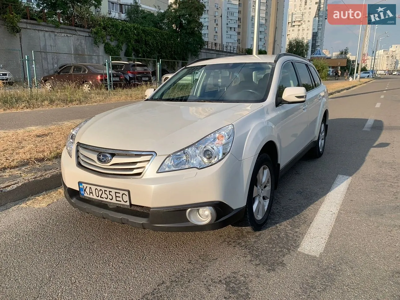 2011 Subaru Outback - мініатюра 2