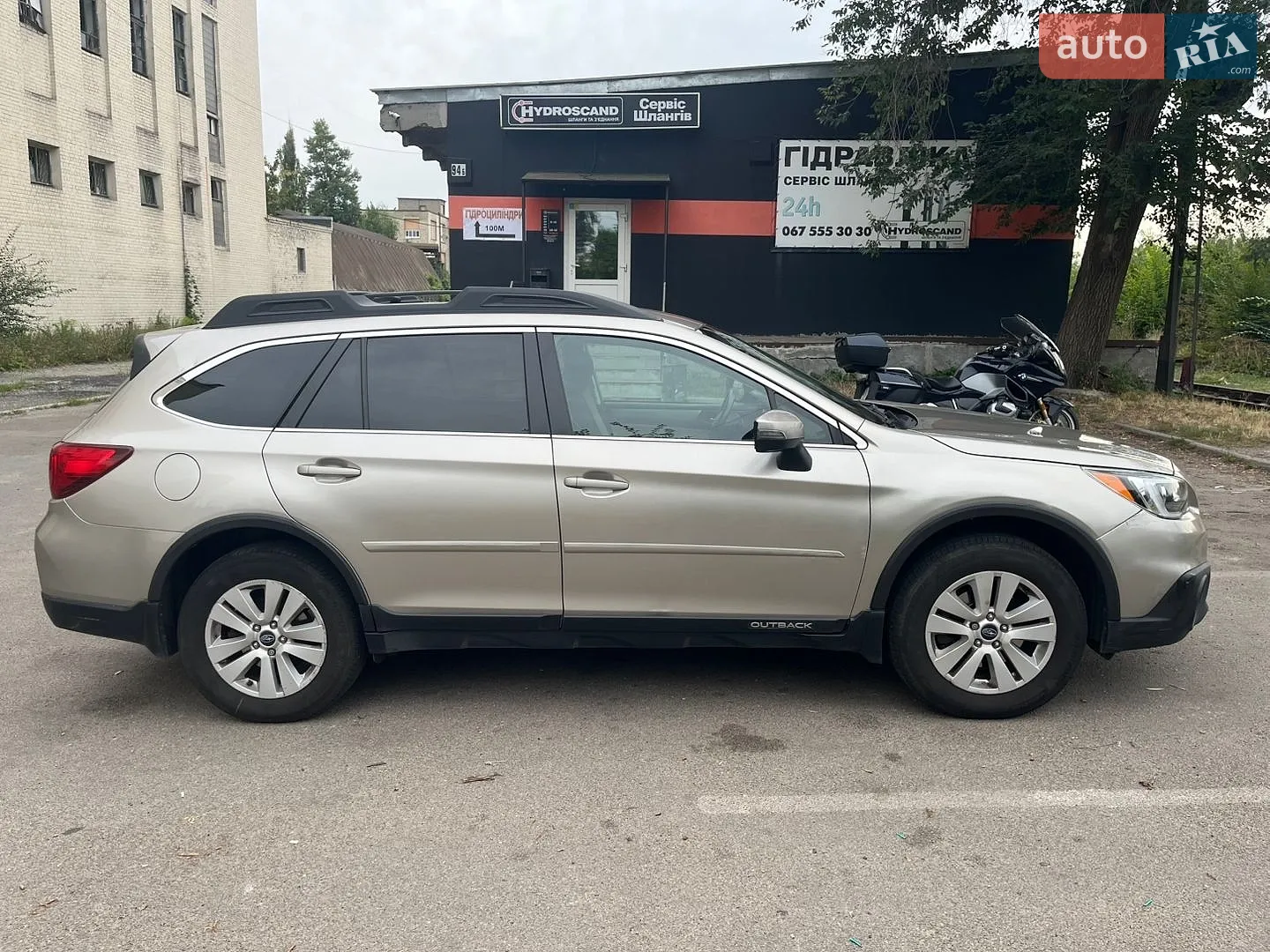 2017 Subaru Outback - мініатюра 2